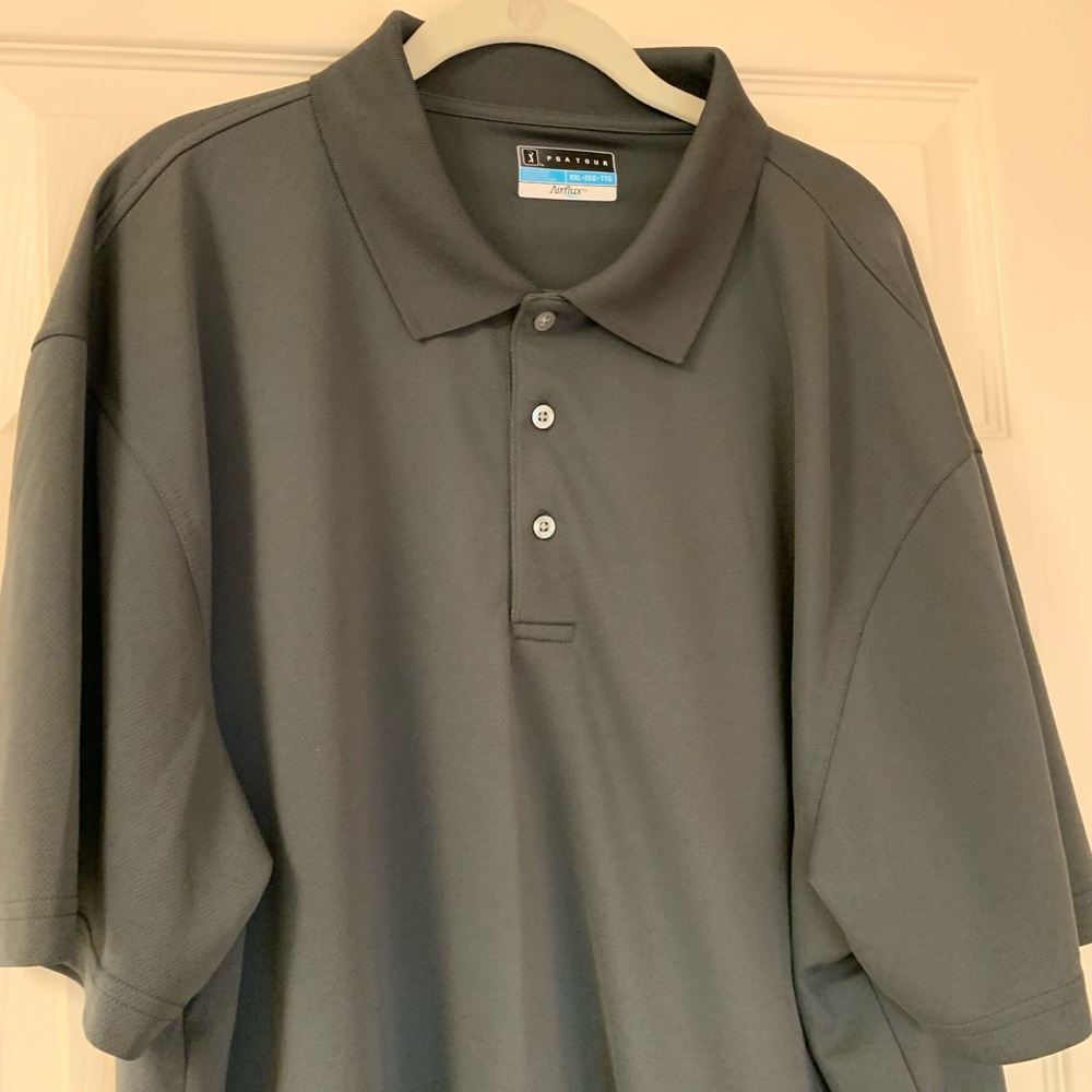 Men’s golf shirt